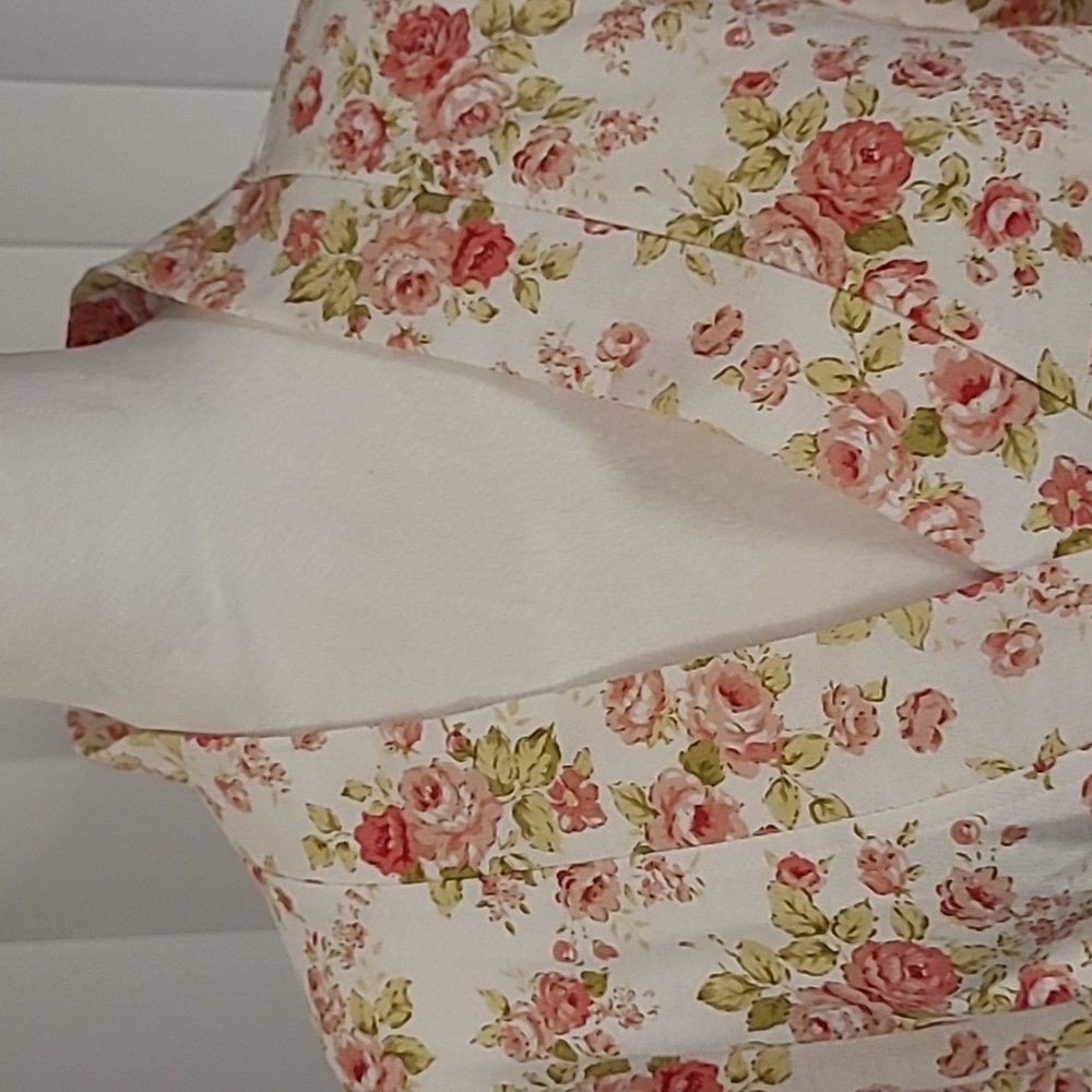 Carol Hochman Floral Print Robe - Picture 2 of 12